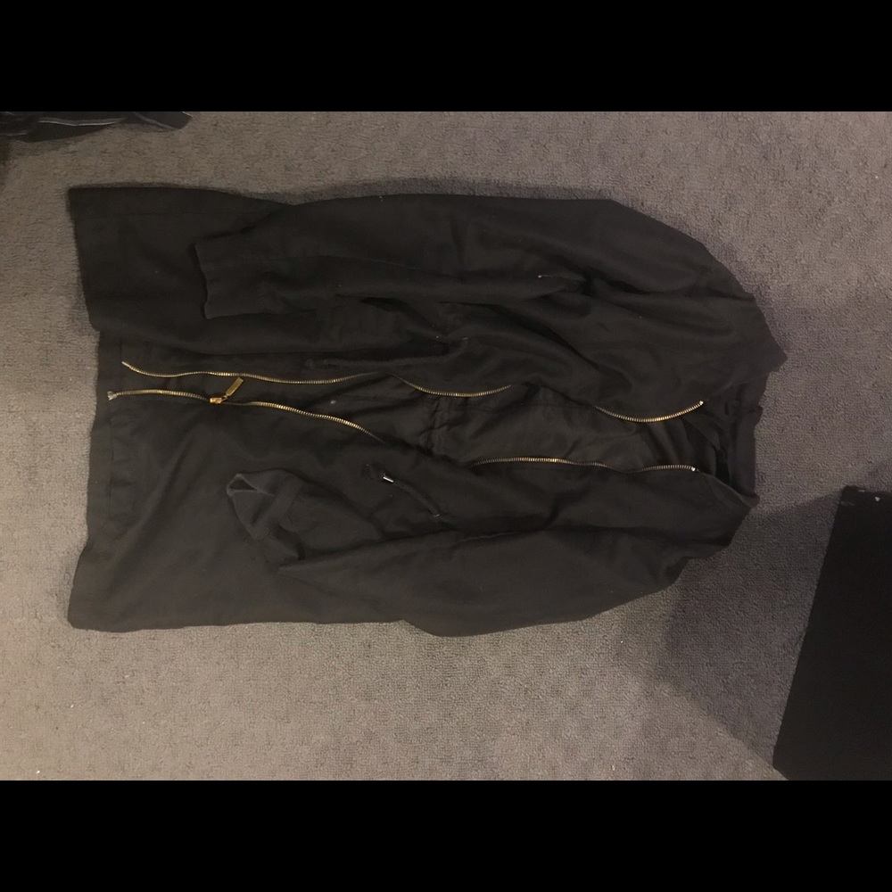 Sweater - Picture 3 of 3